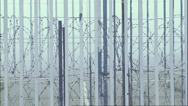 Au pays du nucléaire Gertrude Baillot